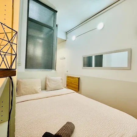 O43 Center Barca 4 3 Apartamento *